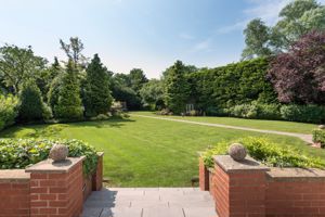 Photo 24- click for photo gallery